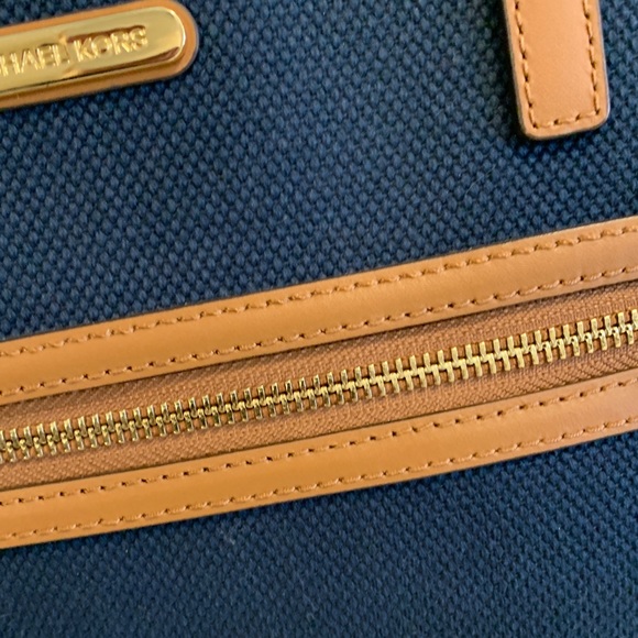 MICHAEL KORS TOE BAG - Picture 5 of 11